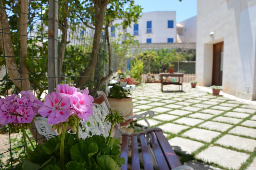 Guest House Al Giardino Dei Limoni Favignana Exterior photo